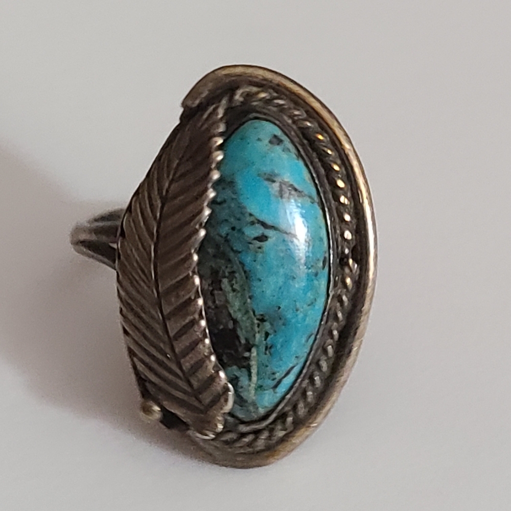 Vintage 60's navajo stone cabin turquoise ring sterling silver squash blossom 7